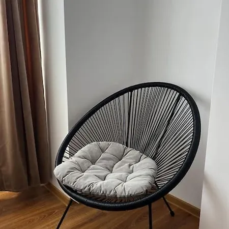 Apartment A&a's Crib
